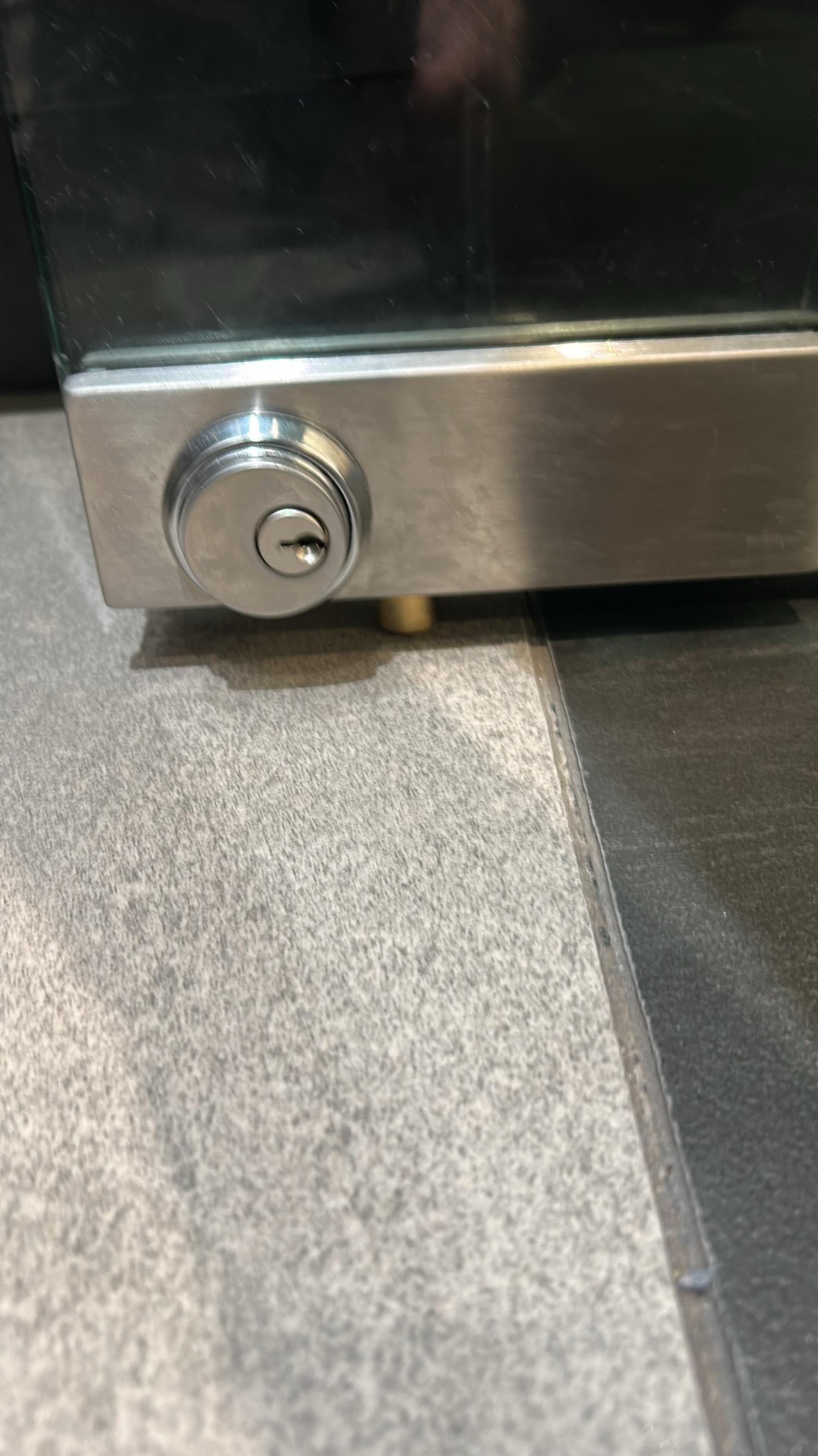 Glass door lock